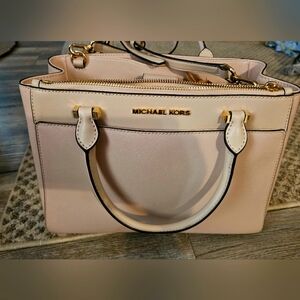 Michael Kors pink bag